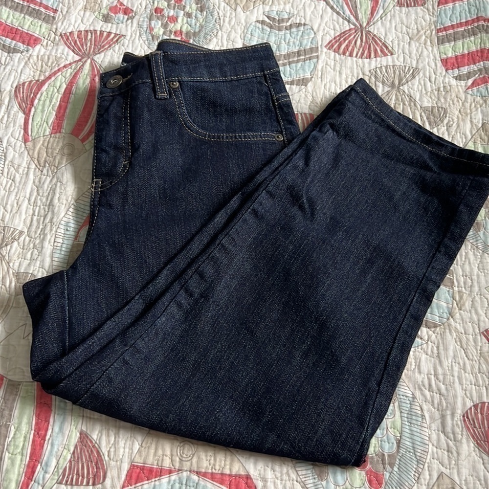 Style & Co. Denim, Dark Blue, Capri Jeans Size 4 NWOT - Picture 3 of 13